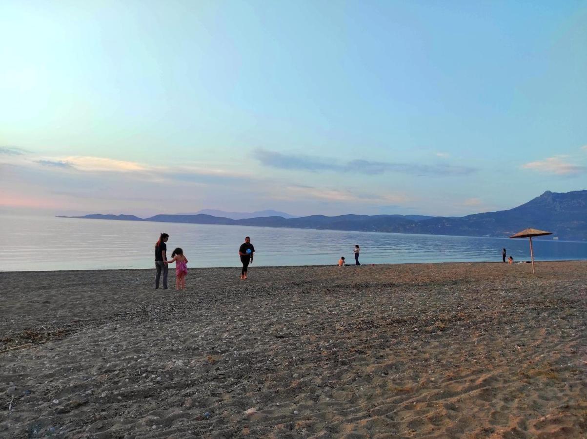 Sun, Sea, And Sand-Only 20 Footsteps To The Beach Corinth المظهر الخارجي الصورة